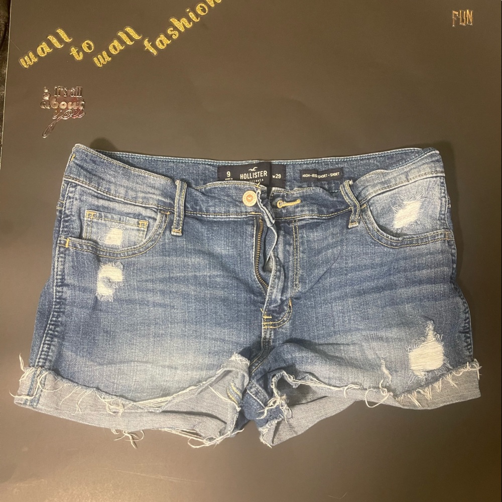 Hollister co. Low rise destroyed shorts. Gently used. Size 9.